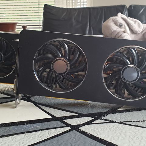 2x XFX Double Dissipation Radeon R9 290X