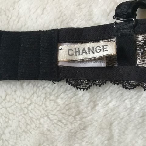 Ny BH CHANGE med tag