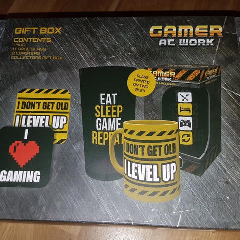Gamer at work Gift box selges!!