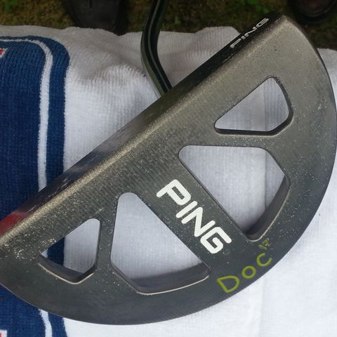 Ping Doc 17 putter i meget god stand med originalt head-cover. Sjelden !!