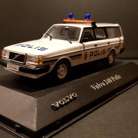 Volvo 240 Polis Edison Atlas Collections