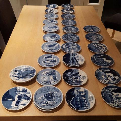 PORSGRUND PORSELEN JULEPLATTER 1968-1995