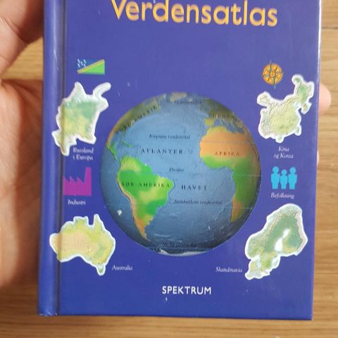 Verdensatlas. Liten bok.