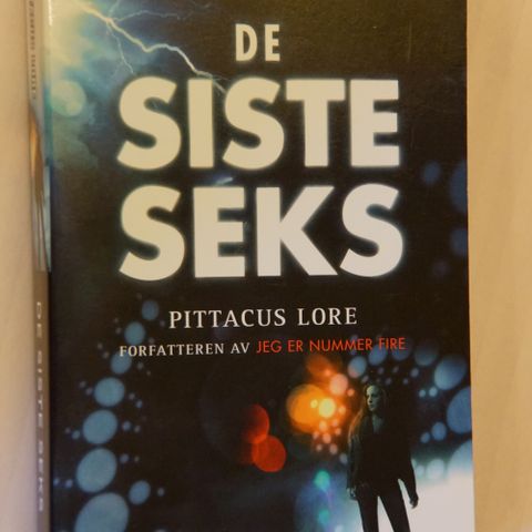 Pittacus Lore: bøker (norsk og engelsk)