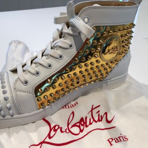 Christian Louboutin | Louis Flat spikes | EU 42.5 🔥