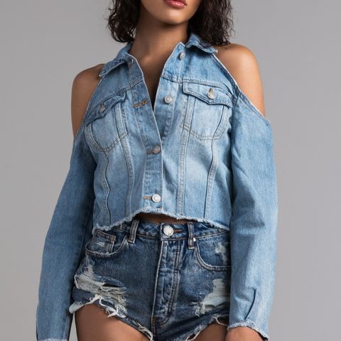 ### Cold shoulder denim jakke ###