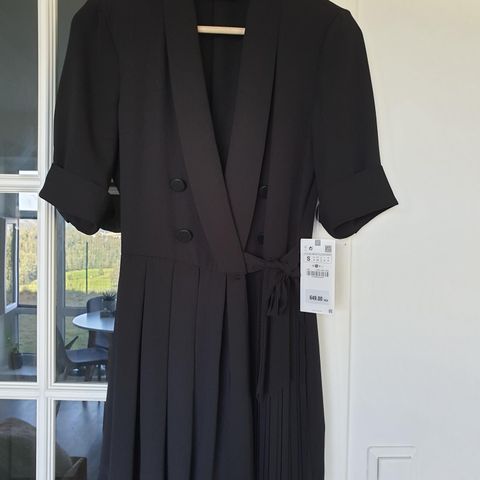 Jumpsuit / blazerkjole fra Zara