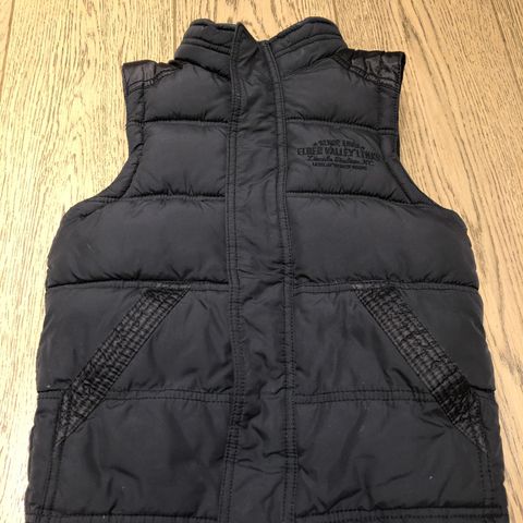 Vattert vest, str 116 (5-6 år). Unisex