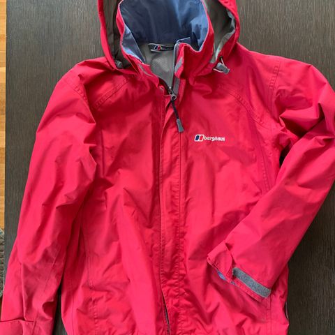 Berghaus jakke str S