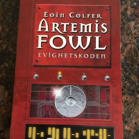 Artemis Fowl av Eoin Colfer