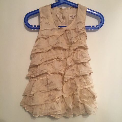 Pen kjole fra Wheat str 2år ....pent brukt