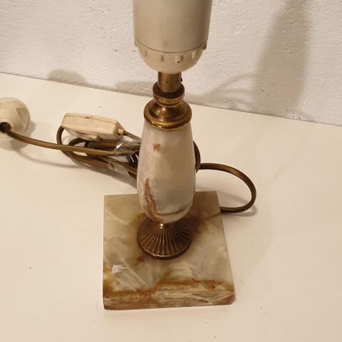 VINTAGE NYDELIGE LITE BORDLAMPE I MARMOR/ MESSING 