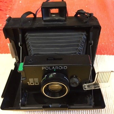 Polaroid camera EE100 Vintage