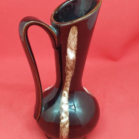 NYDELIG SORT VINTAGE KERAMIKK VASE FRA GERMANY/ RETRO