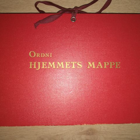 Retro *Ordni Hjemmets mappe*