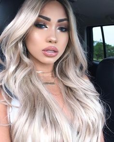 Ny fyldig sexy lace front parykk ser ut som human hair