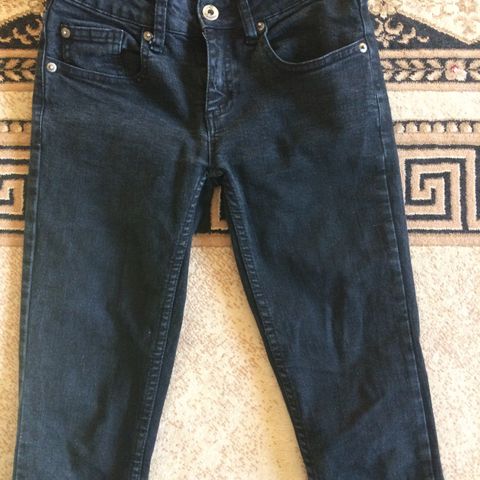 Pent brukt jeans str. XS/32  til salg