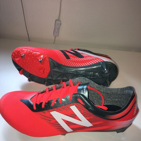 New Balance Furon SG NYE