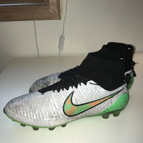 Nike Magista Obra