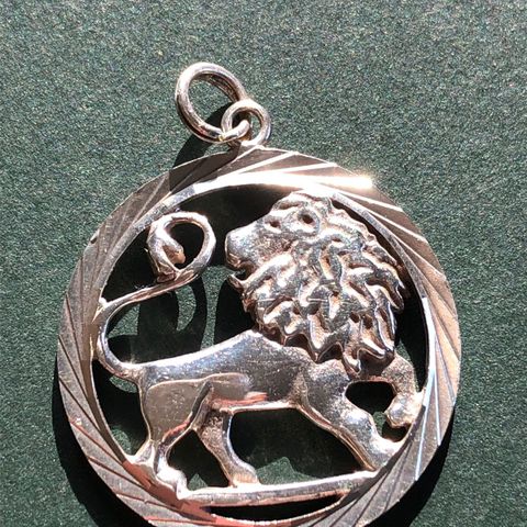 SILVER ZODIAC ‘LEO’ PENDANT