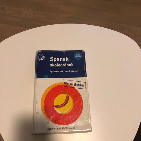 Spansk - norsk skoleordbok