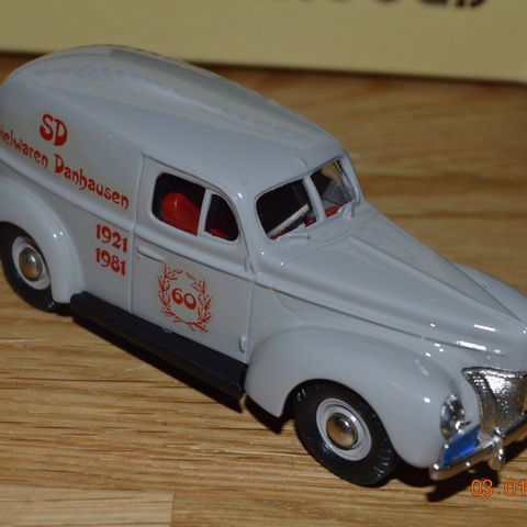 Brooklin models BRK 9, Ford sedan delivery 1940, Spielwaren Danhausen grå