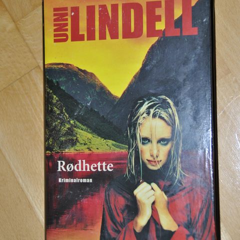 Unni Lindel: Rødhette. Innb. (2)