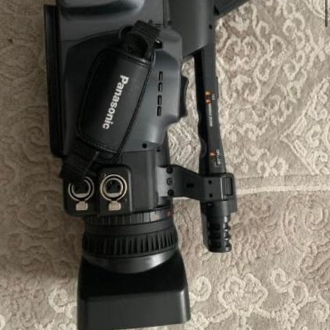 Panasonic kamera +Panasonic AVCCAM 3CCD