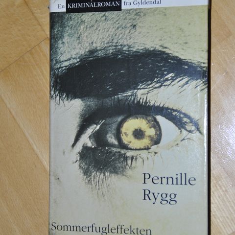 Pernille Rygg: Sommerfugleffekten. Innb, (2) . Sendes