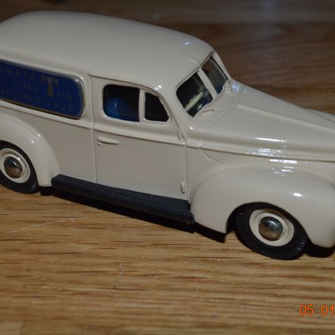 Brooklin models BRK 9, Ford sedan delivery 1940, Lambert Ley street Ltd.
