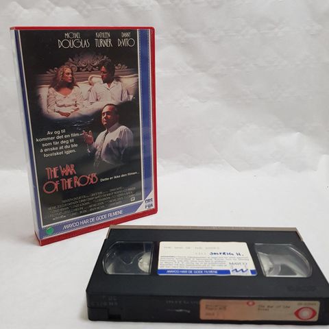 The war of roses big box VHS