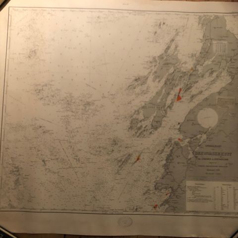 Antikk kart over den norske kyst fra Lyngvær til Strømøerne 1894