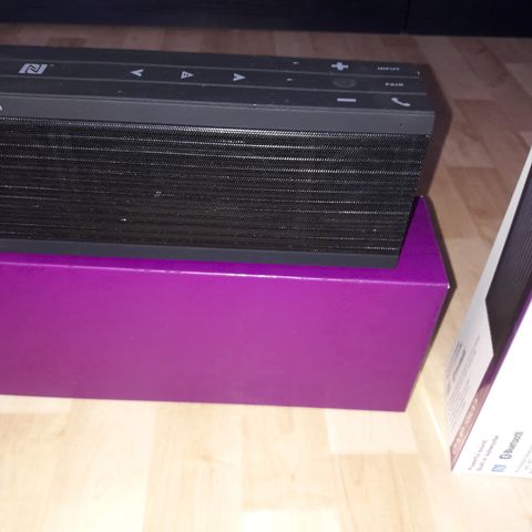 Andersson  Powerful sound  builit  ingen subwoofer