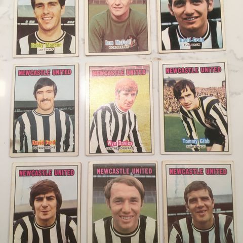 Newcastle United - 9 stk A&BC 1970 fotballkort
