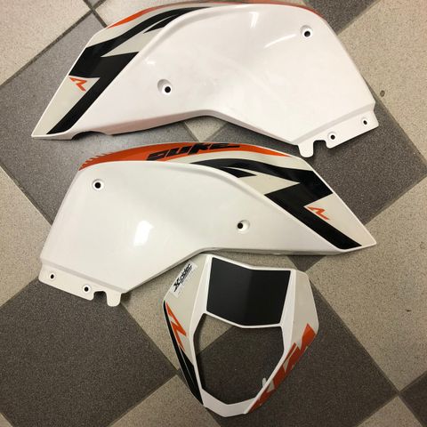 Plastkitt KTM 690 Duke R