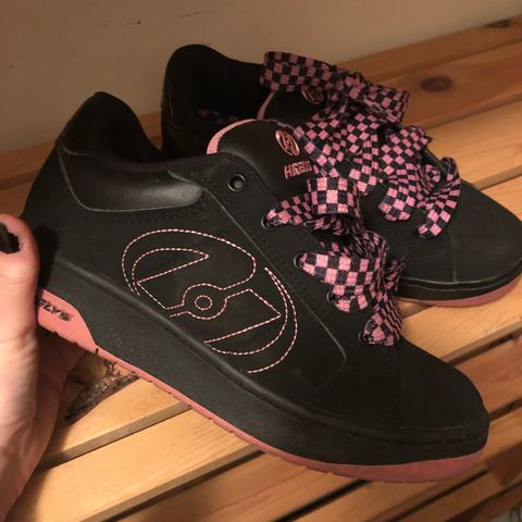 Heelys sko str 35