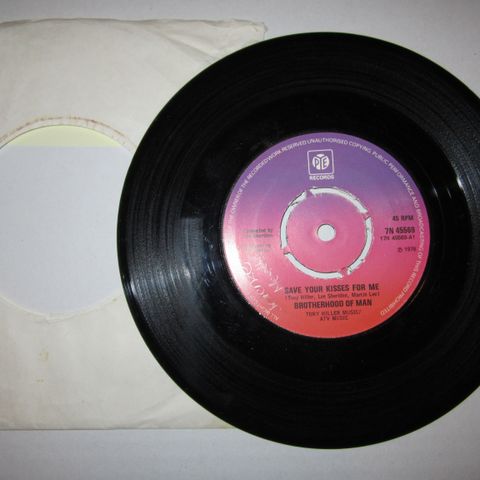 BROTHERHOOD OF MAN / SAVE YOUR KISSES FOR ME - 7" VINYL SINGLE