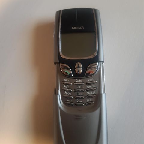 Nokia 8850