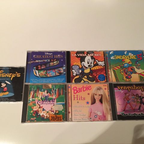 La Vida Mickey, Smurfene og Snövit fortsatt til salgs!