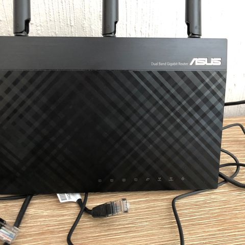 ASUS Router RT-AC66U B1