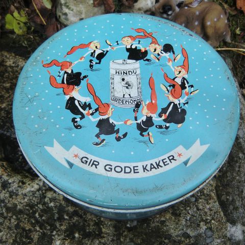 Gammel kakeboks - juleskrin -reklameboks fra Olaf Ellingsen, Bergen