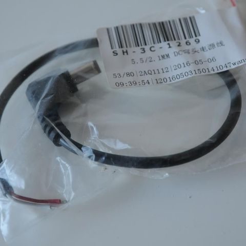 5,5/2,1 mm plugg m/ledning/sladd.