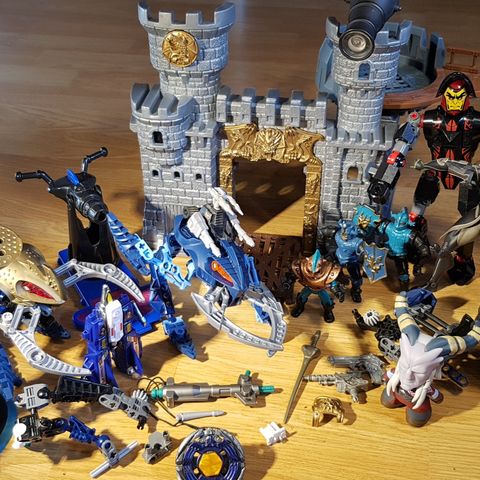 LEGO, Bayblade, Chap Mei, Funko - FALLOUT, Dragon Age- Arishok, Q-pop - Batman++