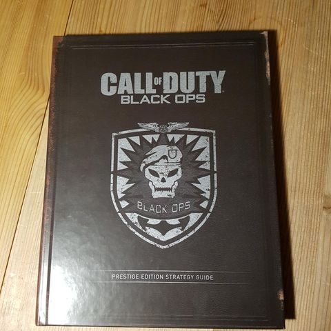 Call of Duty Black Ops Guide Prestige Edition - Veldig god tilstand