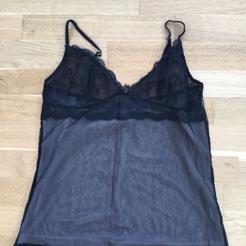 Dameklær singlet 200kr