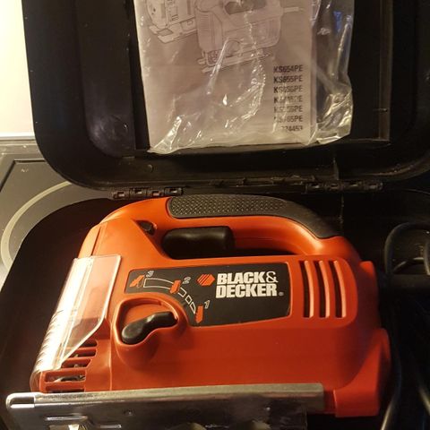 BLACK DECKER Stikksag