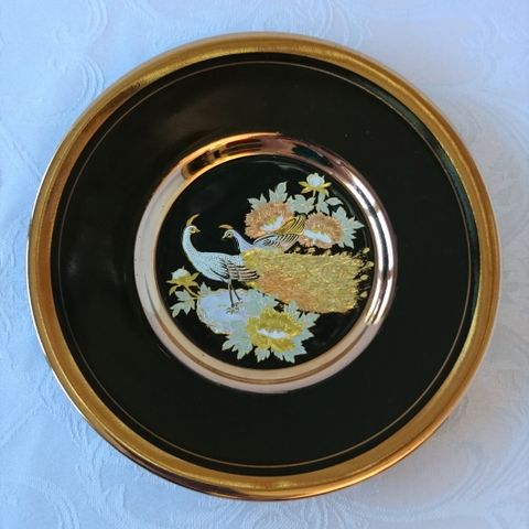 Lite Japansk kunst fat med 24 karat gull - 15 cm i diameter