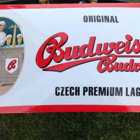 Budweiser Budvar skilt