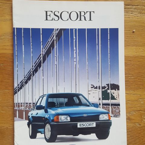 Brosjyre Ford Escort 1990