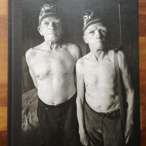 The brothers - av Elin Høyland og Gerry Badger